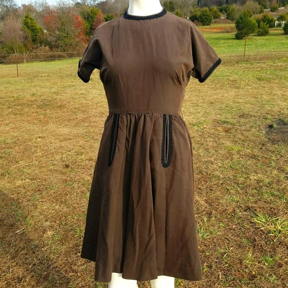 Vintage Dresses & Skirts - Vintage 40's-50's Brown Black Short Sleeve Dress